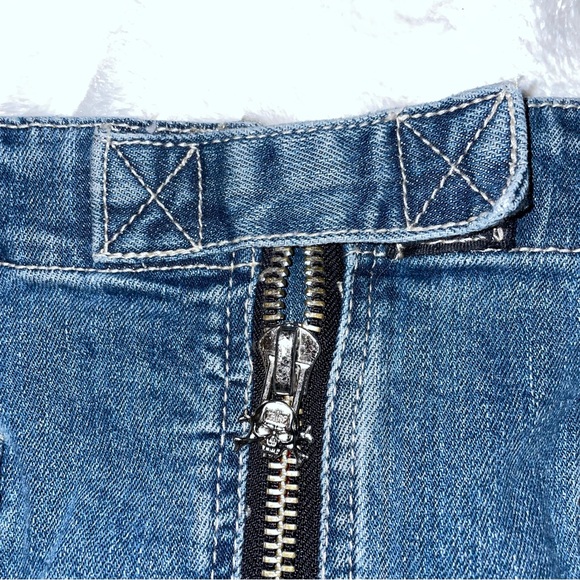 Torrid 3X Tripp NYC Curve Blue Power Denim Mini Zipper Front D Ring Skirt NWT - Picture 4 of 9